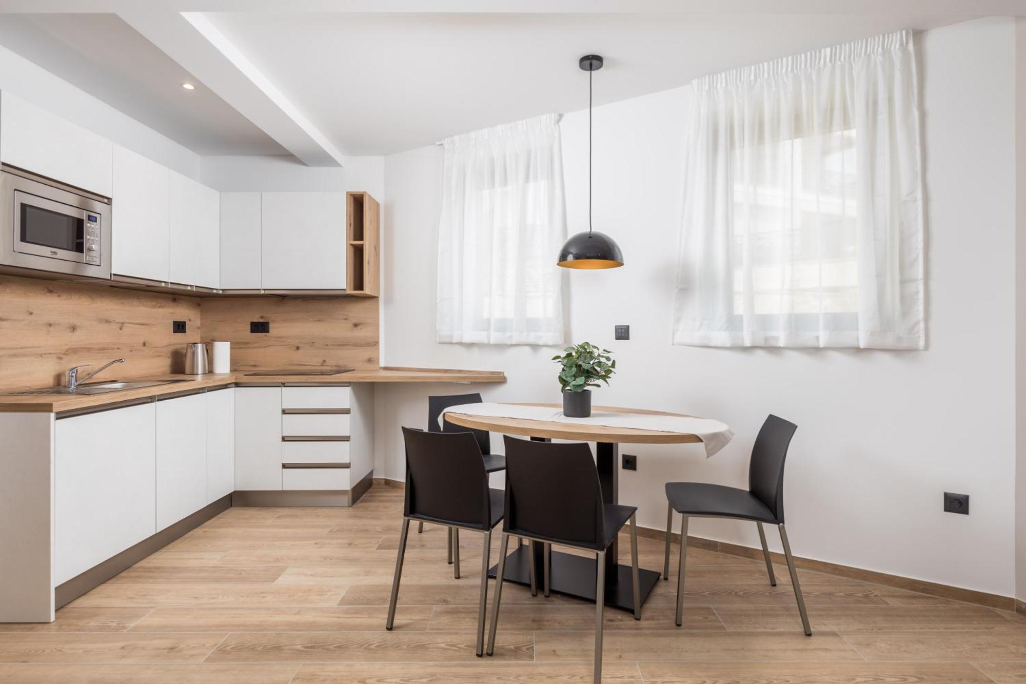 Belinda Apartments With Balcony & Private Parking Opatija Ngoại thất bức ảnh