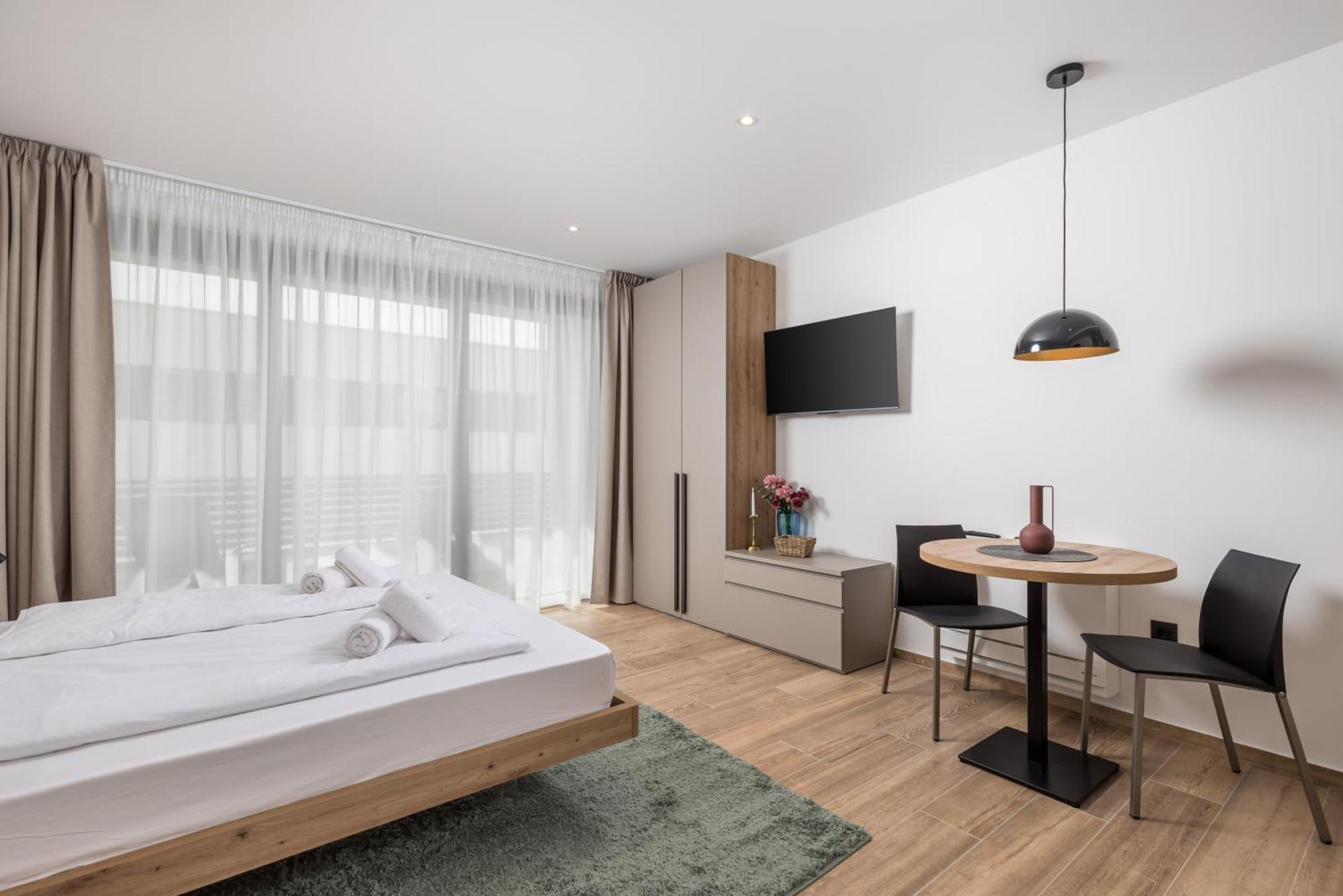 Belinda Apartments With Balcony & Private Parking Opatija Ngoại thất bức ảnh