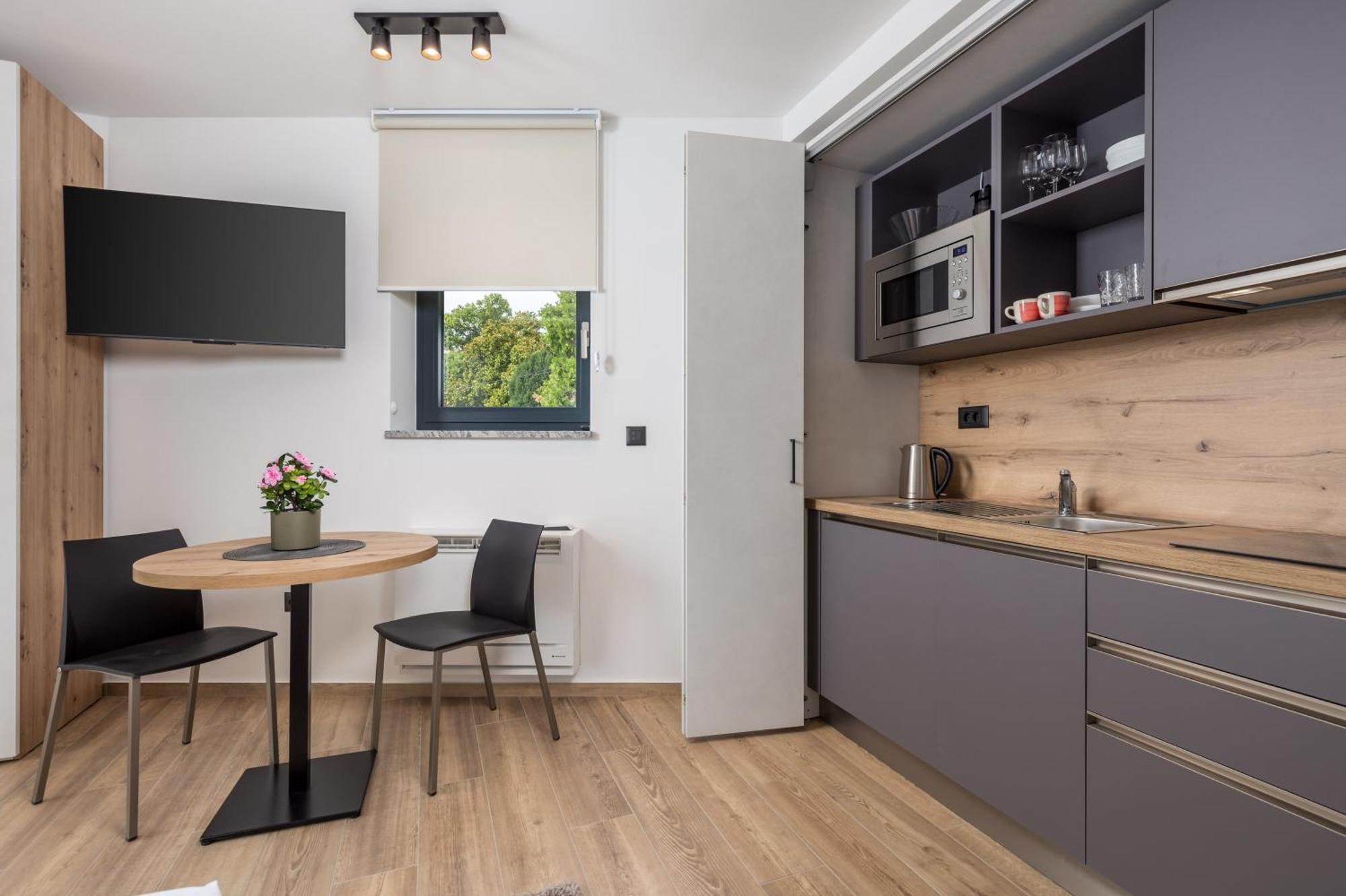 Belinda Apartments With Balcony & Private Parking Opatija Ngoại thất bức ảnh