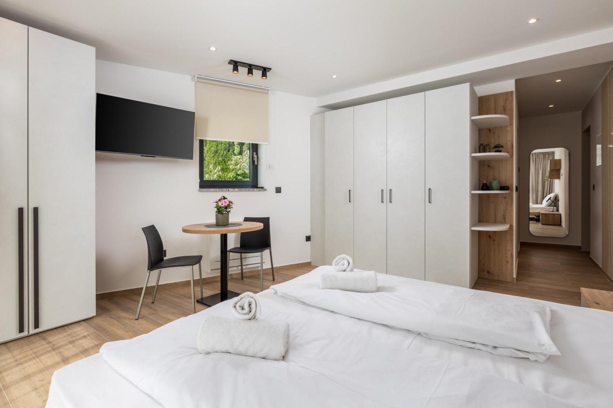 Belinda Apartments With Balcony & Private Parking Opatija Ngoại thất bức ảnh