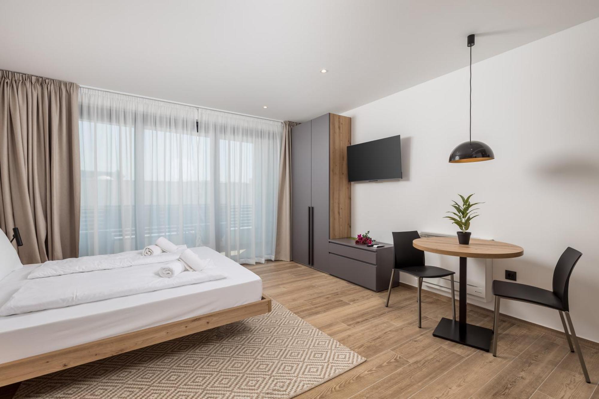 Belinda Apartments With Balcony & Private Parking Opatija Ngoại thất bức ảnh