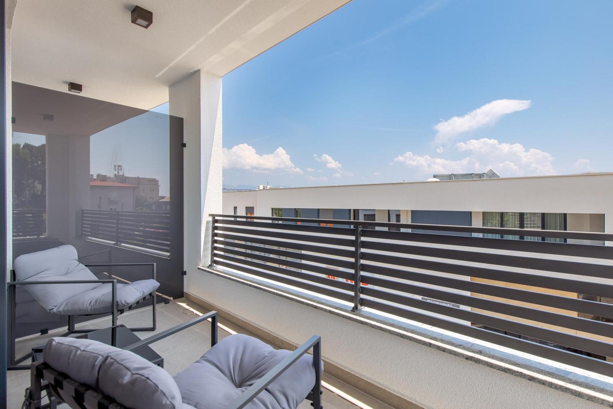 Belinda Apartments With Balcony & Private Parking Opatija Ngoại thất bức ảnh